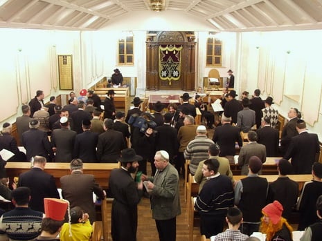 Purim sinagogue.jpg
